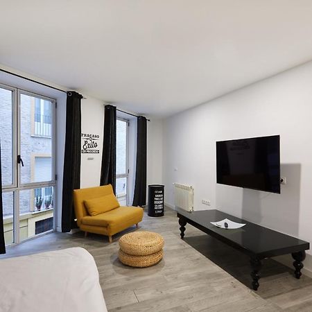 Tuapartamento Centro - Fuente Navarreria Apartment ปัมโปลนา ภายนอก รูปภาพ