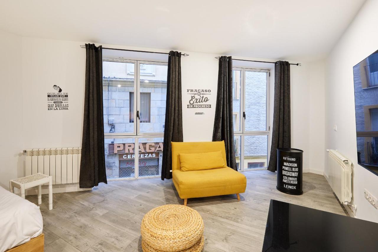 Tuapartamento Centro - Fuente Navarreria Apartment ปัมโปลนา ภายนอก รูปภาพ